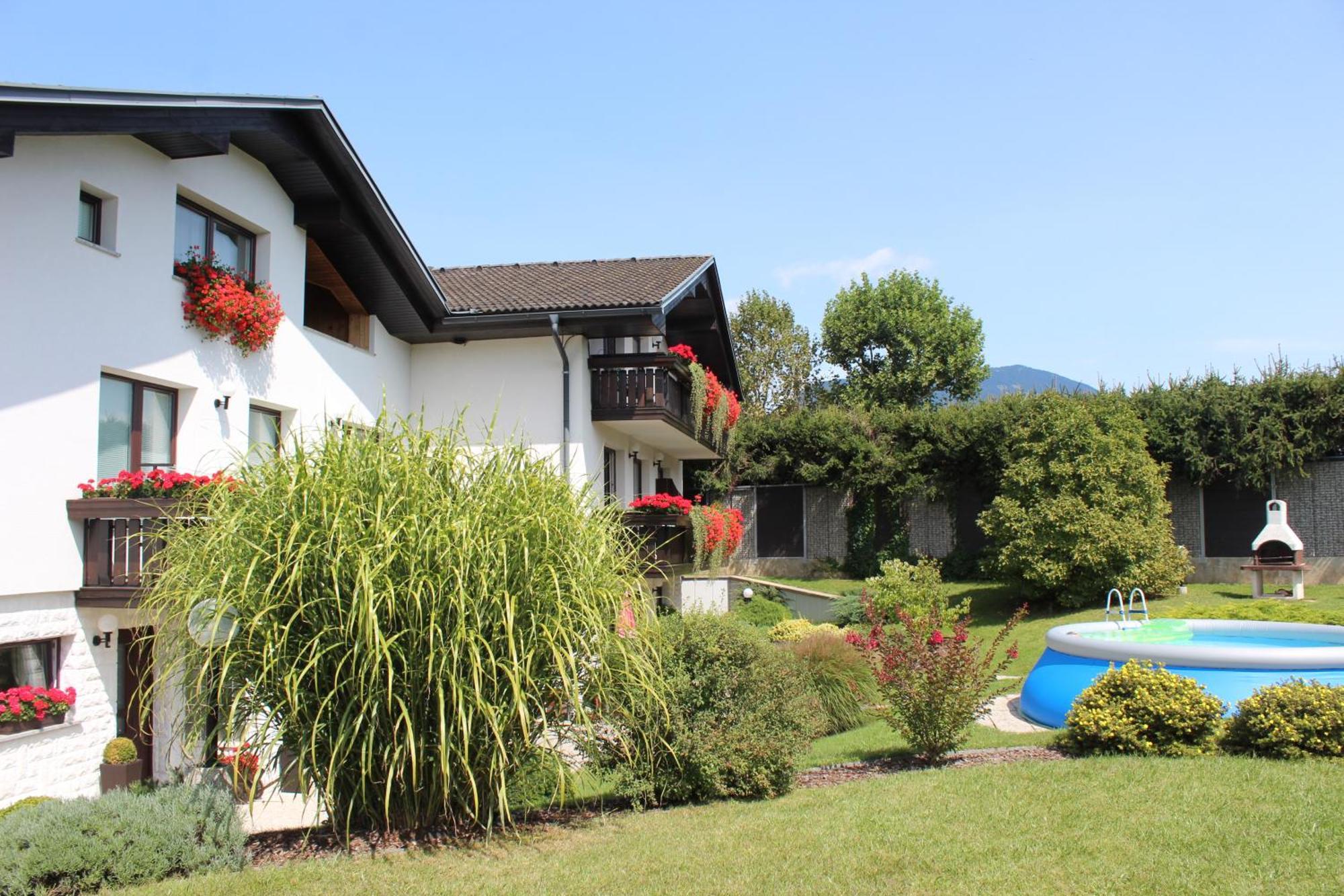 Garden Apartments Jansa Radovljica Rum bild